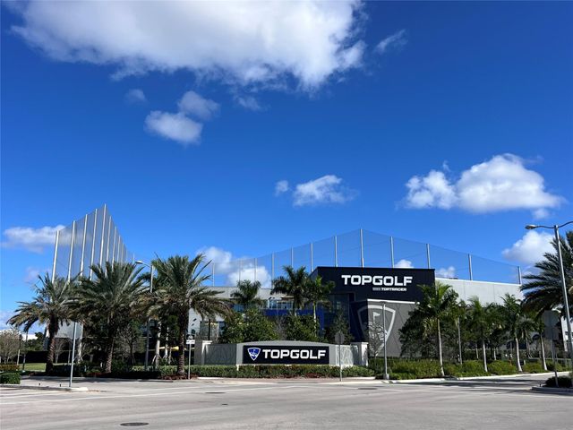 800 Cypress Grove Dr 106, Pompano Beach, FL 33069