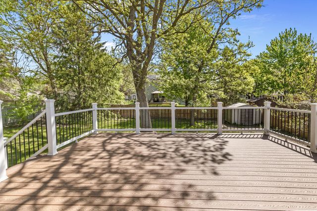4708 Laura Lane, Shoreview, MN 55126
