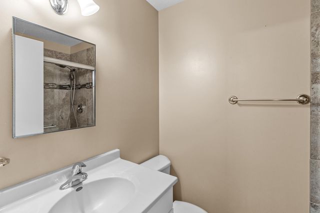 4708 Laura Lane, Shoreview, MN 55126