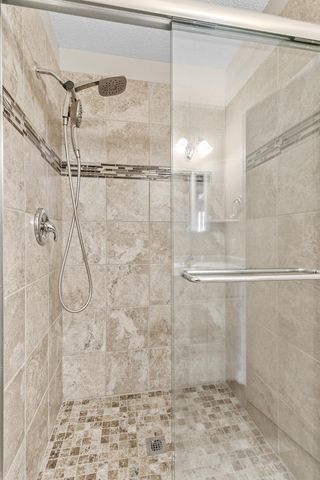 4708 Laura Lane, Shoreview, MN 55126
