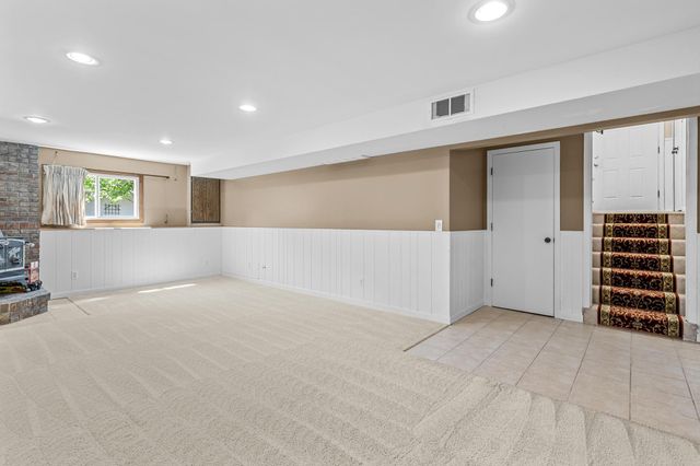 4708 Laura Lane, Shoreview, MN 55126