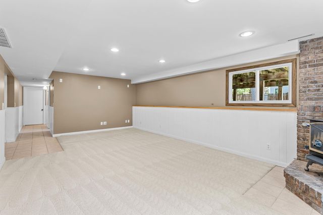 4708 Laura Lane, Shoreview, MN 55126