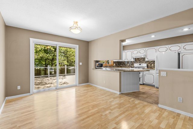 4708 Laura Lane, Shoreview, MN 55126