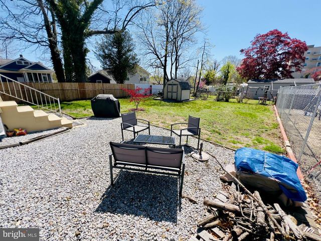1049 E ALMOND STREET, Vineland, NJ 08360