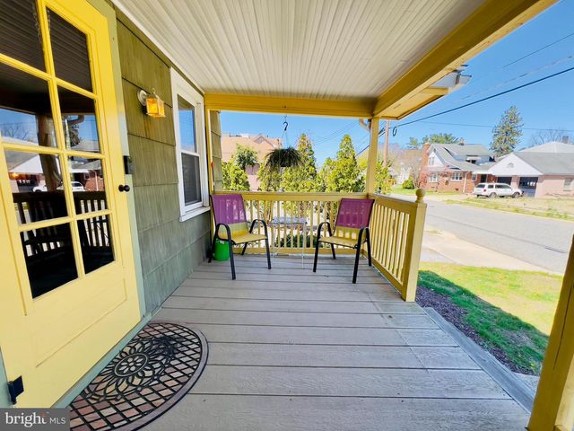 1049 E ALMOND STREET, Vineland, NJ 08360