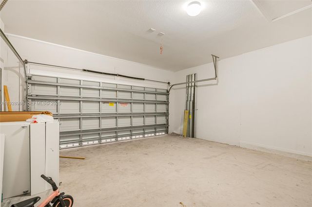 11863 SW 253rd Ter, Homestead, FL 33032