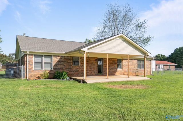 102 Harwell Circle, Meridianville, AL 35759