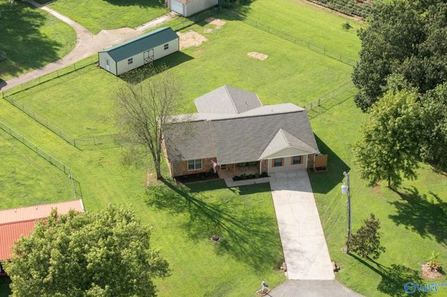 102 Harwell Circle, Meridianville, AL 35759