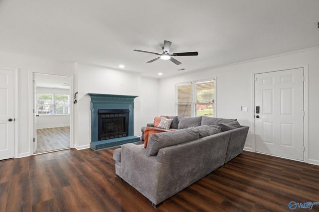 102 Harwell Circle, Meridianville, AL 35759