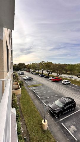 901 Hillcrest Dr 315, Hollywood, FL 33021