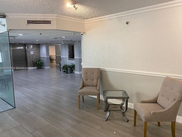 901 Hillcrest Dr 315, Hollywood, FL 33021