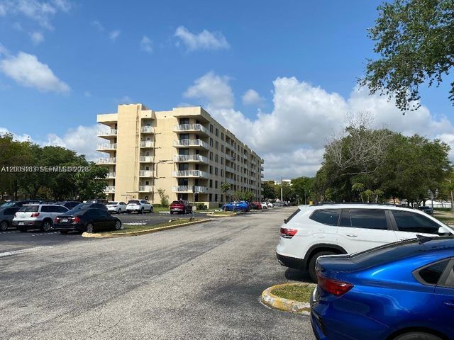 901 Hillcrest Dr 315, Hollywood, FL 33021