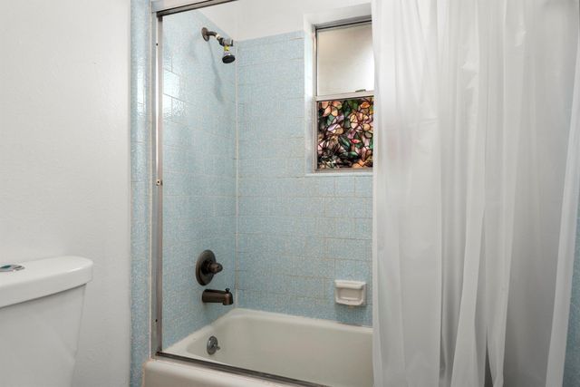 318 County Road 296d, Alvin, TX 77511