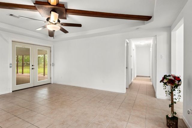 318 County Road 296d, Alvin, TX 77511