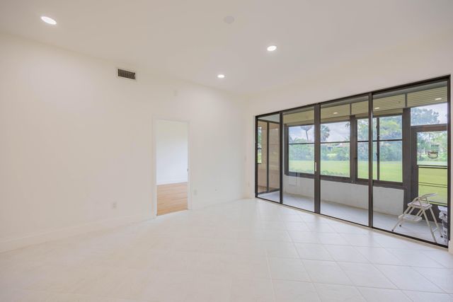 7520 La Paz Boulevard A104, Boca Raton, FL 33433
