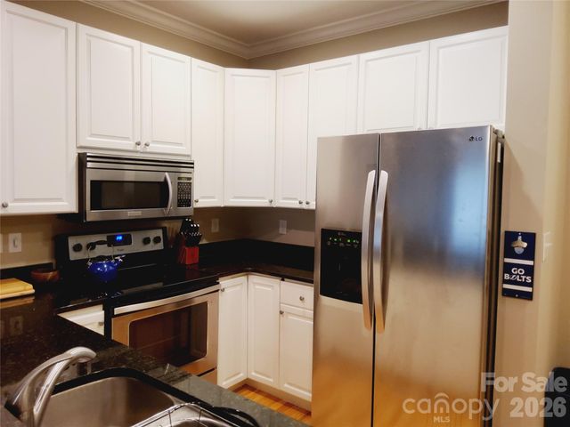 155 S Lexington Avenue 203, Asheville, NC 28801