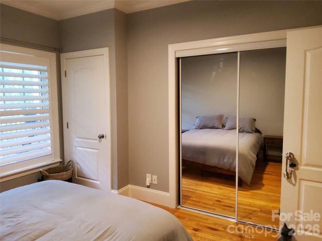 155 S Lexington Avenue 203, Asheville, NC 28801