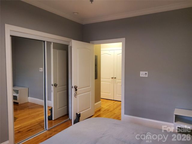 155 S Lexington Avenue 203, Asheville, NC 28801