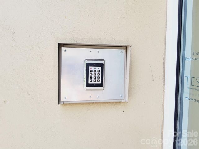 155 S Lexington Avenue 203, Asheville, NC 28801