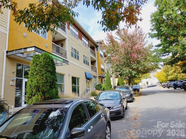 155 S Lexington Avenue 203, Asheville, NC 28801