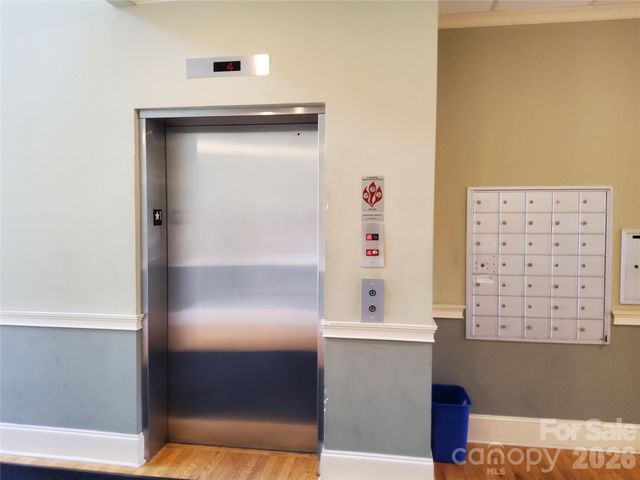 155 S Lexington Avenue 203, Asheville, NC 28801