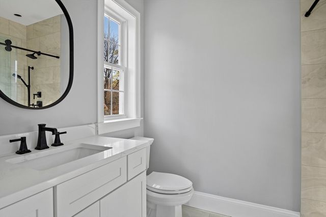 23 Day Cir, Woburn, MA 01801