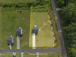 24 Olde Place Drive, Zebulon, NC 27597