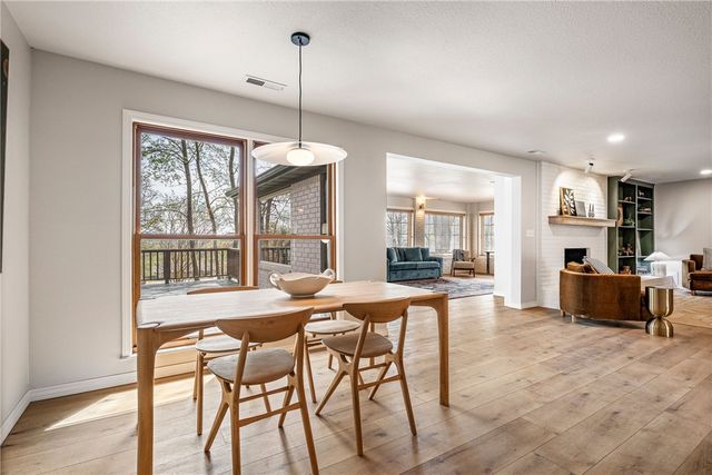 409 Lakeview Drive, Springdale, AR 72764