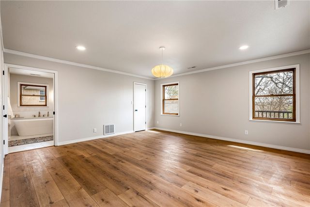 409 Lakeview Drive, Springdale, AR 72764