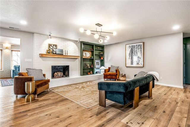 409 Lakeview Drive, Springdale, AR 72764