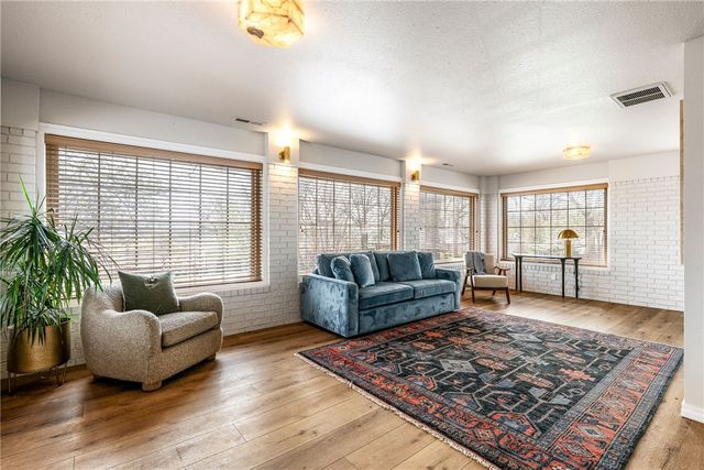 409 Lakeview Drive, Springdale, AR 72764