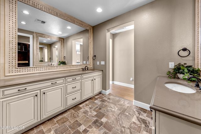 9930 Hafflinger Lane, Reno, NV 89521