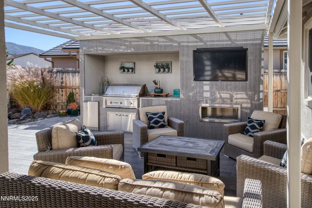 9930 Hafflinger Lane, Reno, NV 89521