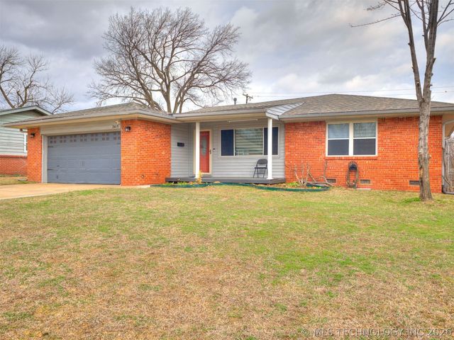 2415 W 45th Place, Tulsa, OK 74107
