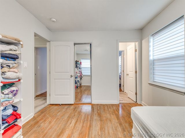 2415 W 45th Place, Tulsa, OK 74107