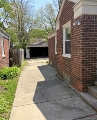18418 Edinborough Road, Detroit, MI 48219