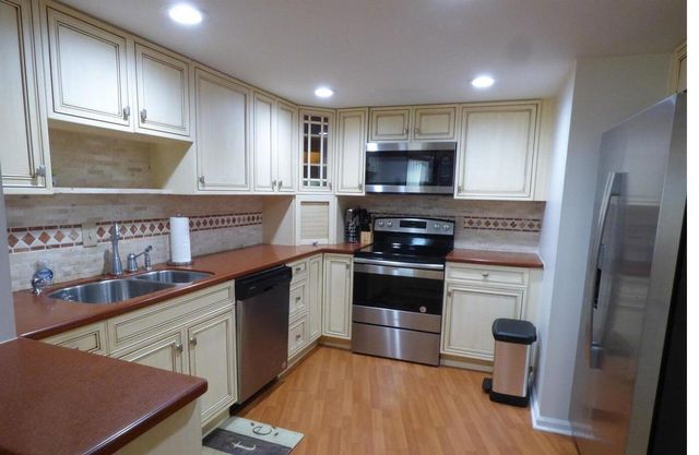 2800 N Ocean Drive B-5c, Singer Island, FL 33404