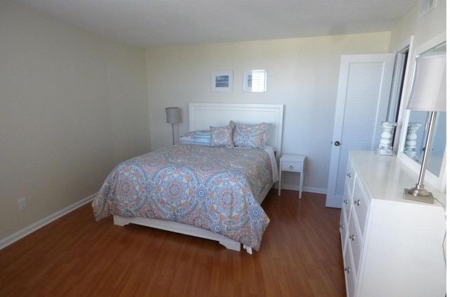 2800 N Ocean Drive B-5c, Singer Island, FL 33404