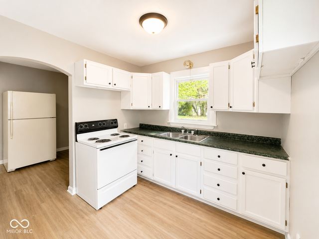 1409 Dewey Street, Anderson, IN 46016