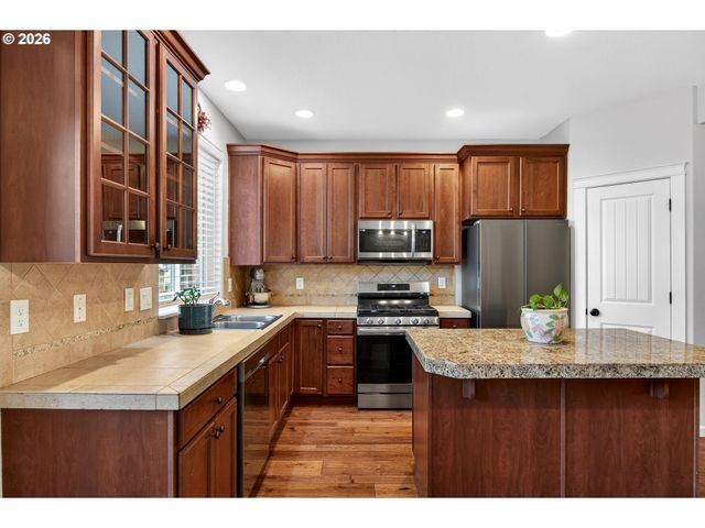 14085 PASSAGE Pkwy, Oregon City, OR 97045