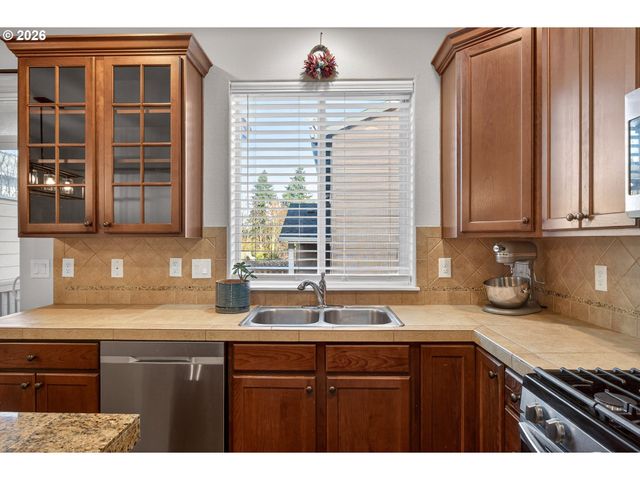 14085 PASSAGE Pkwy, Oregon City, OR 97045