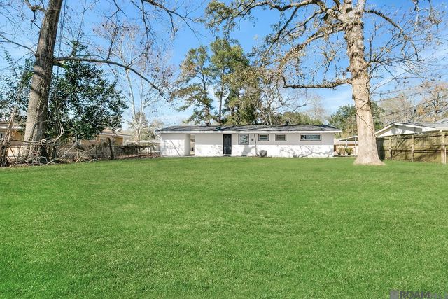 11106 Black Oak Dr, Baton Rouge, LA 70815