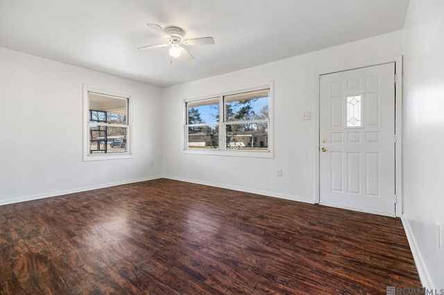 11106 Black Oak Dr, Baton Rouge, LA 70815