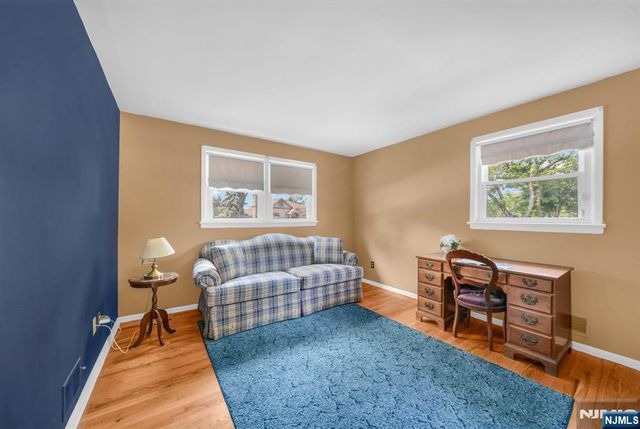 19 Lawrence Road, Wayne, NJ 07470