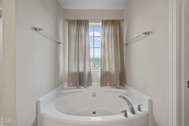 2524 Sunfield Drive, Graham, NC 27253