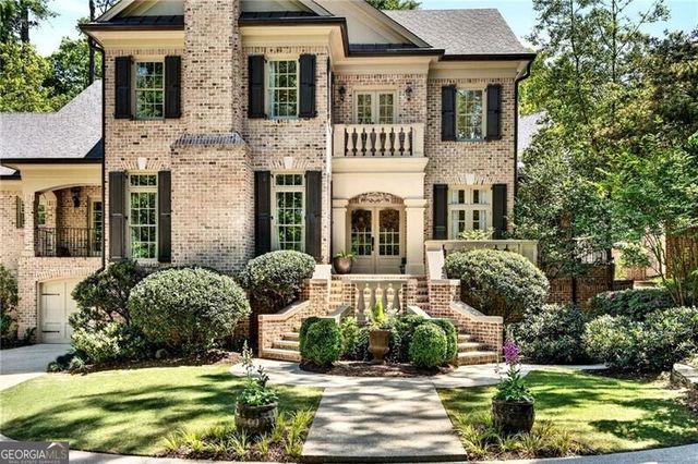 4917 Rebel Trail, Atlanta, GA 30327