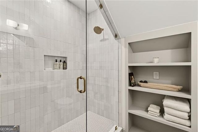 4917 Rebel Trail, Atlanta, GA 30327