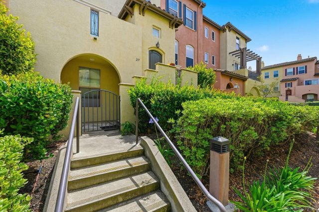 237 Marquette Ave, San Marcos, CA 92078