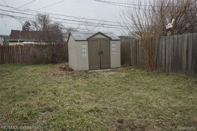 1418 Hanford Avenue, Lincoln Park, MI 48146