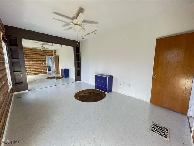 3895 Adamsville Road, Zanesville, OH 43701